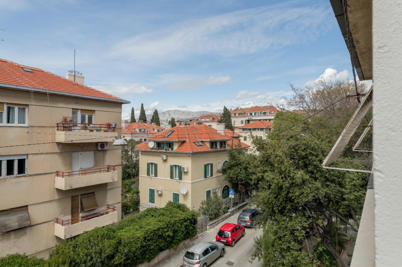 Apartment Dinka With Terrace 스플리트 외부 사진
