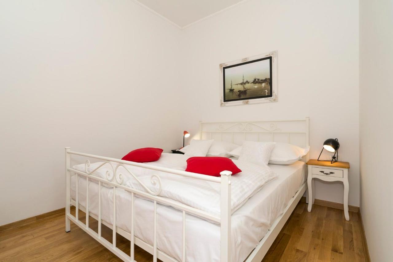 Apartment Dinka With Terrace 스플리트 외부 사진