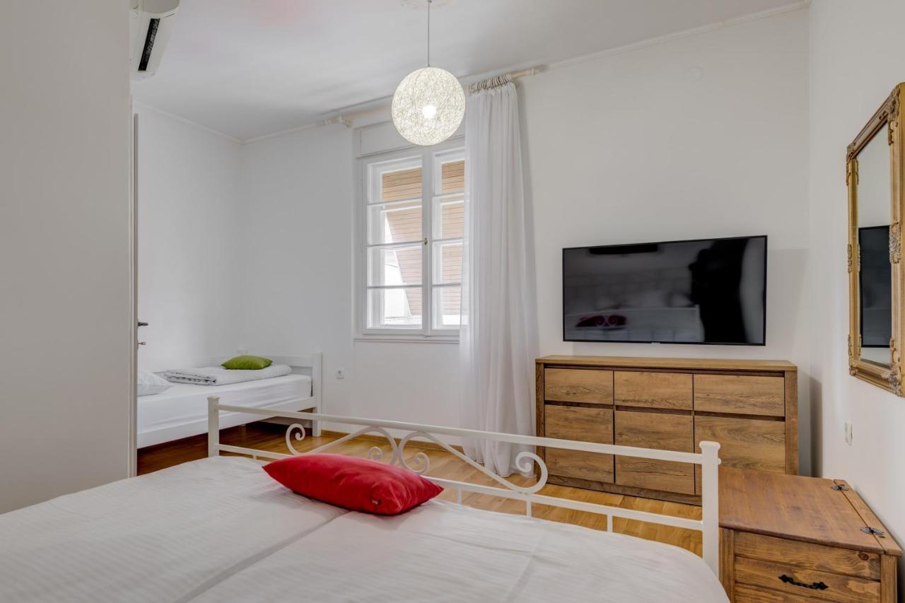 Apartment Dinka With Terrace 스플리트 외부 사진