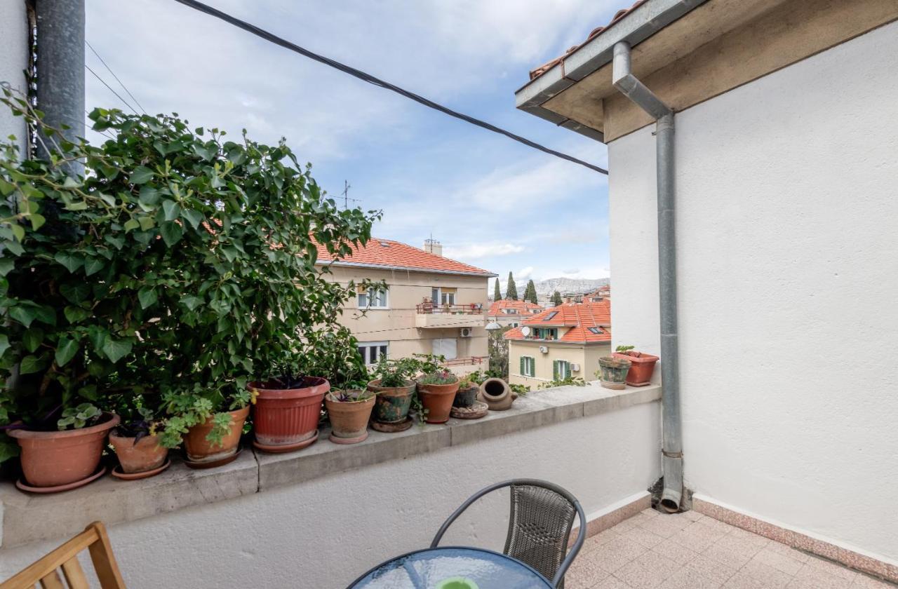 Apartment Dinka With Terrace 스플리트 외부 사진